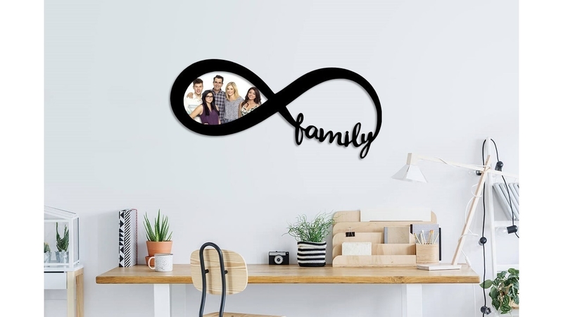 Family infinity photo frame 