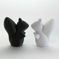 Squirrel S&P Shaker - Thumbnail 2