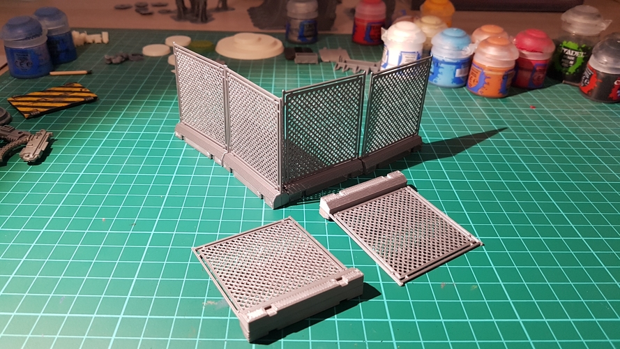 Tabletop fence