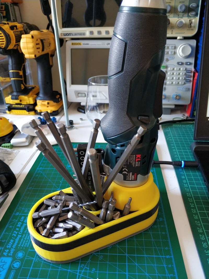 KL pro battery screw driver stand