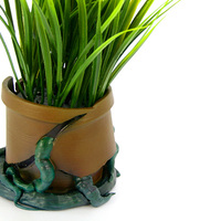 Cracked Flower Pot - Thumbnail 5