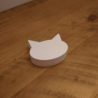 Cat shaped box with divider and small ramp for pills - Thumbnail 2