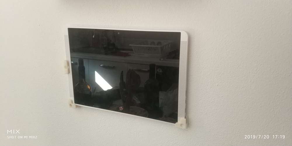 Simple wall support for 10" tablet 3D Print 252797