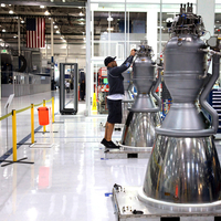 SpaceX Merlin 1D Rocket Engine - Thumbnail 2
