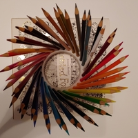 Spiral Colored Pencil Holder - Thumbnail 2