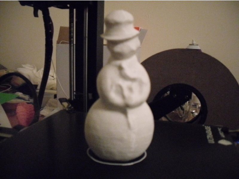 3d scann of old outdoor snowman - Pinshape