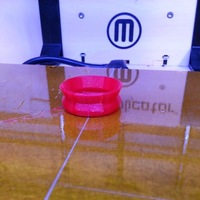 Press on bottle cap  - Thumbnail 2