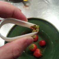 Strawberry Stem Remover - Thumbnail 2