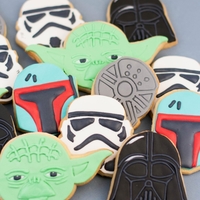  Star Wars cookie cutters- 100 and 80mm (Free) - Thumbnail 7