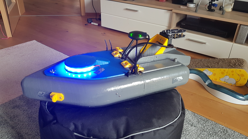 Fish finder boat