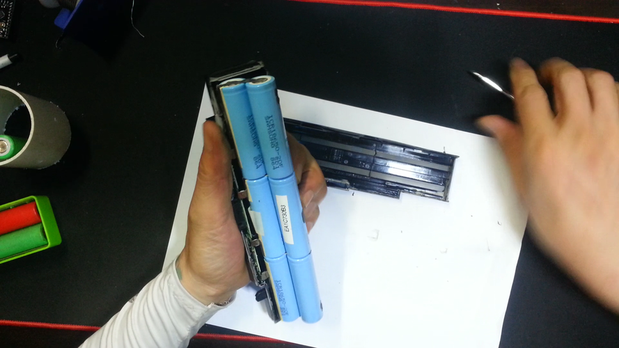Create an external battery pack from a failed laptop battery 3D Print 262925