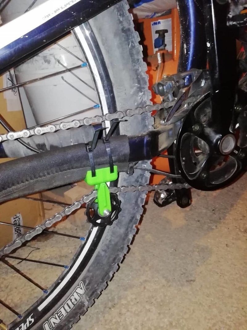 bike chain guide