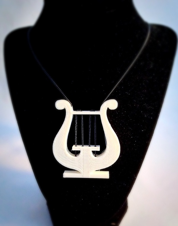 Lyra string pendant