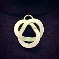 Abstract Knot Pendant - Thumbnail 2