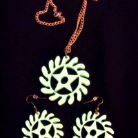 Adinkra symbols pendant and earrings sets - Thumbnail 1