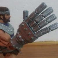 MOTUC FISTO POSEABLE HAND - Thumbnail 6