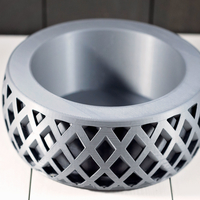 Criss Cross Planter - Thumbnail 2