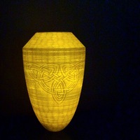 Celtic Vase - Thumbnail 3