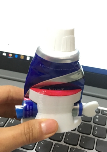 toothpaste  squeeser  holder  3D Print 266855