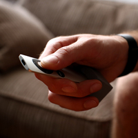 Apple Remote Stand - Thumbnail 3