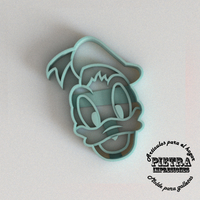 MICKY MOUSE DISNEY MOLDE CORTANTE PARA GALLETAS FONDANT  - Thumbnail 3