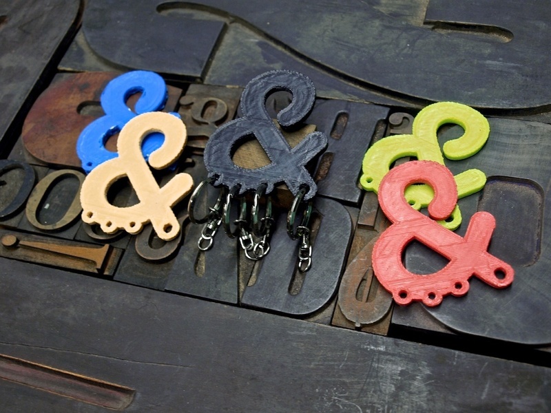 Ampersand Carabiner