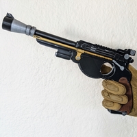 THE MANDALORIAN / DELUXE BLASTER 3D MODEL KIT W DISPLAY BASE - Thumbnail 2