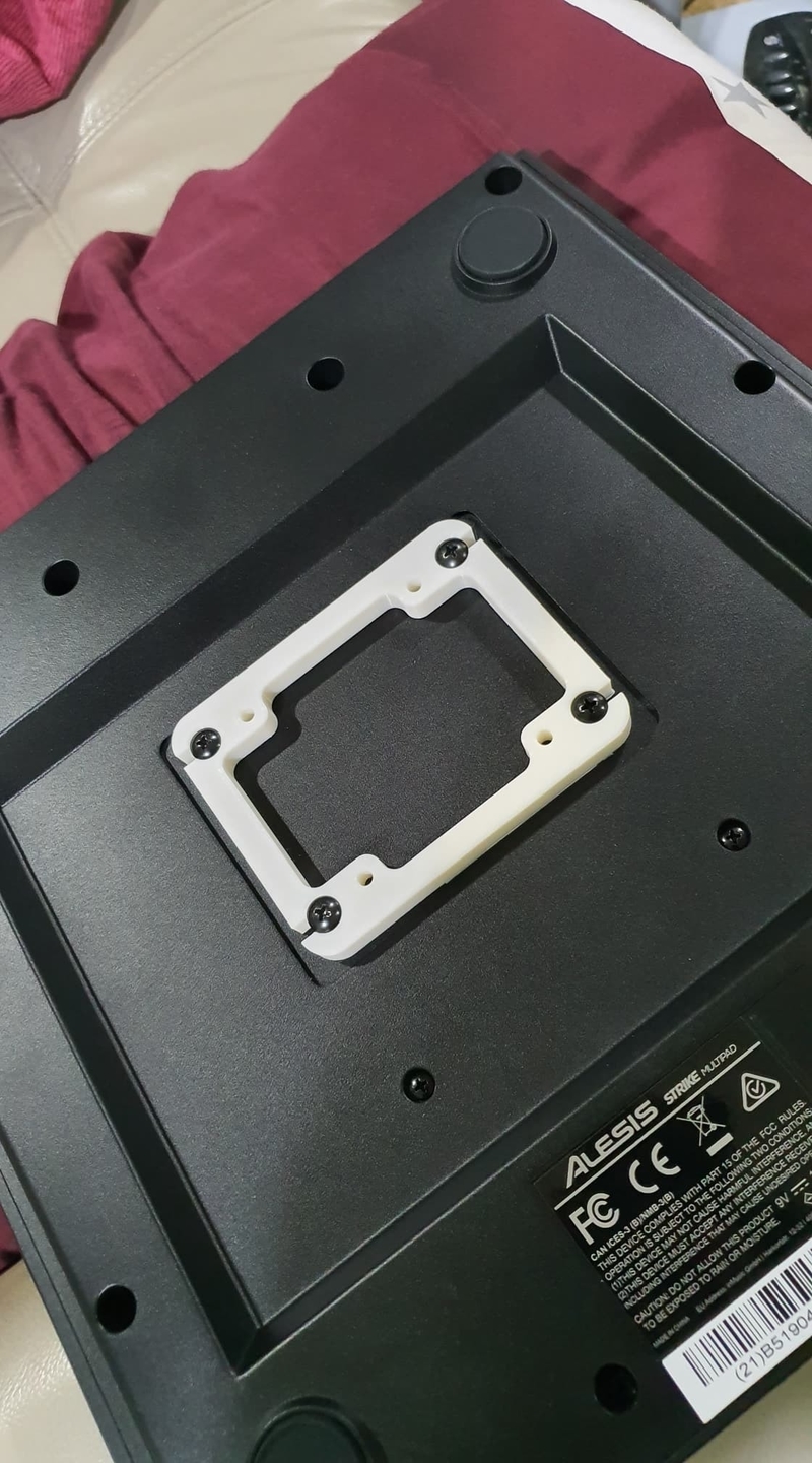 Alesis Strike Multipad x Old Drum seat plate