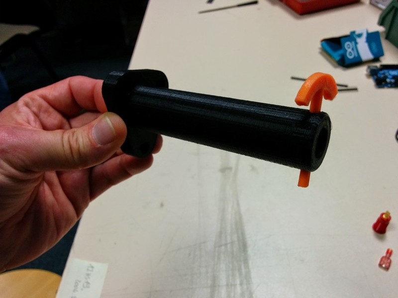 Simple side spool holder