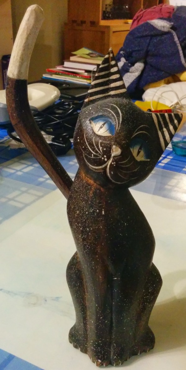 Cat statue scan