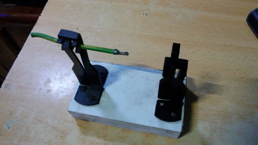 soldering helper 3D Print 274332