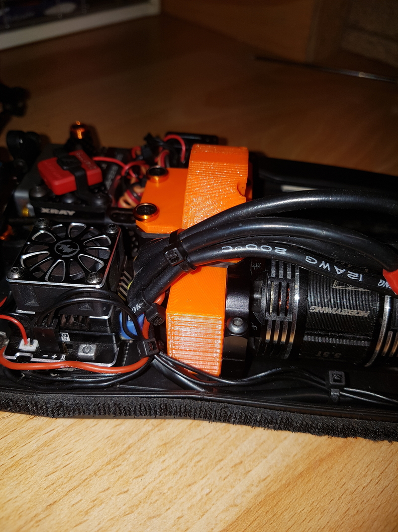 xray xb4 16-17 gear cover