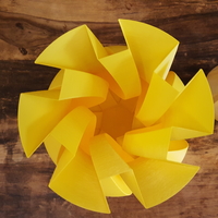 In the moment Vase 3 - Thumbnail 4