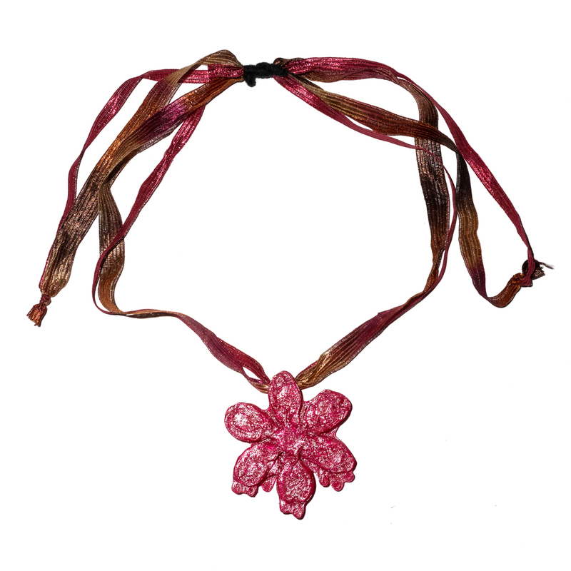  Melting Flower Pendant 