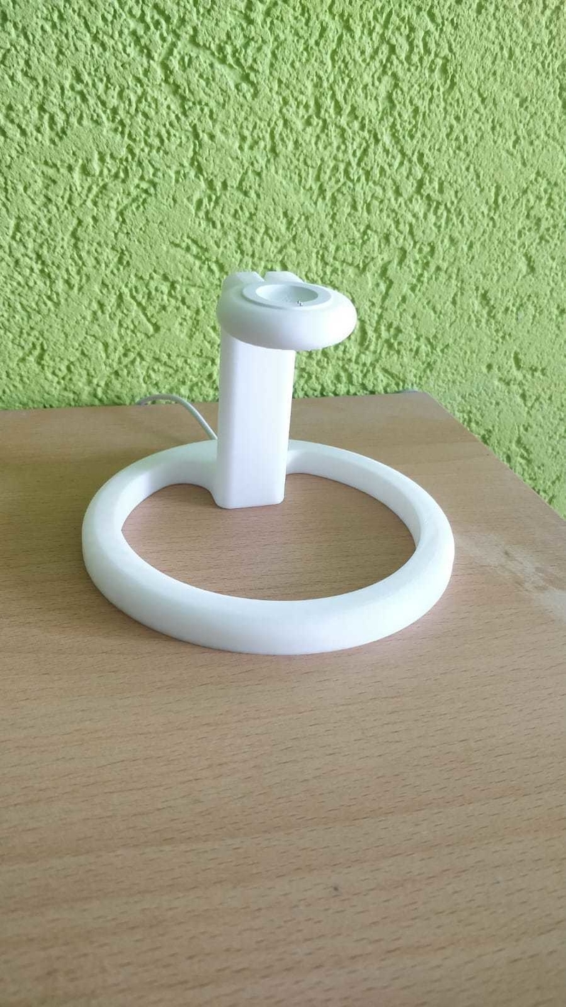 Fossil Gen 5 stand