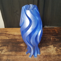 The Blue Lamp - Thumbnail 9