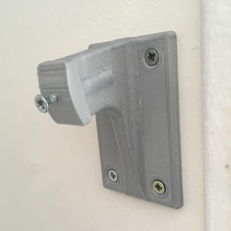 Surround speaker wallmount 
