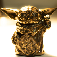 Baby Yoda Maneki Neko Lucky Cat - Thumbnail 2