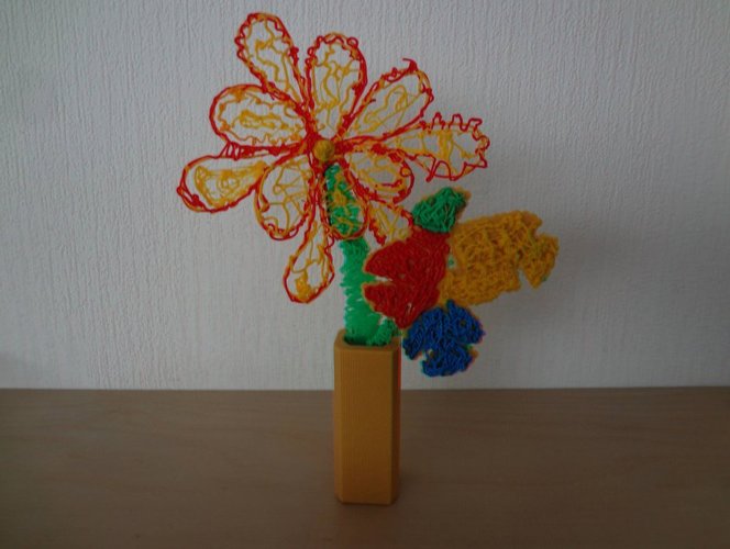 Basic vase and fantasy flower(s) 3D Print 28355
