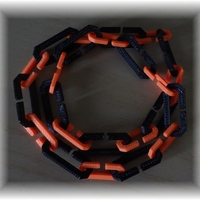 simple linked chains with the letter C - Thumbnail 2