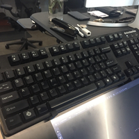 Cintiq 27QHD Keyboard Holder - Thumbnail 2
