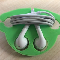 Small iPhone Headset Cable Holder 3D Printing 28627