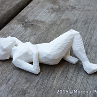 Low Poly Courtney Resting - Thumbnail 4