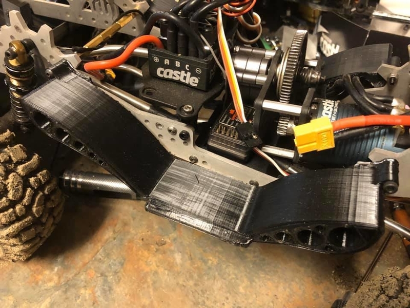 Holmes Hobbies Sherpa Chassis Sliders