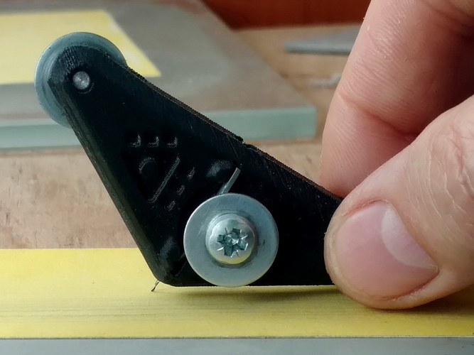 Wishbon 2 - A Tool for Sharpening Small Drill Bits