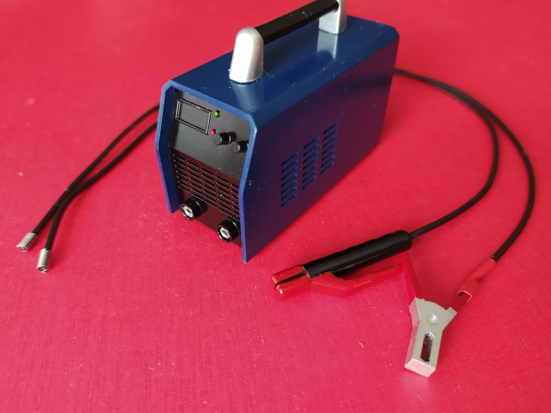 RC ACCESSORIES WELDER 1/8-1/10 SCALE