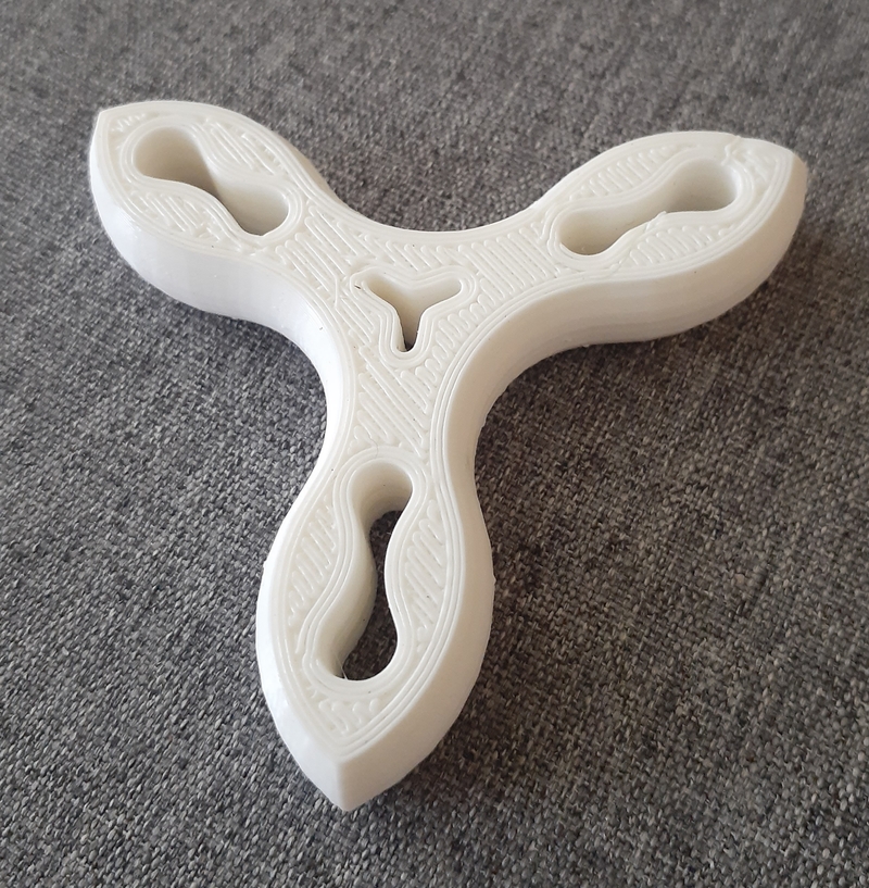 Self Defense Triangle Gripper