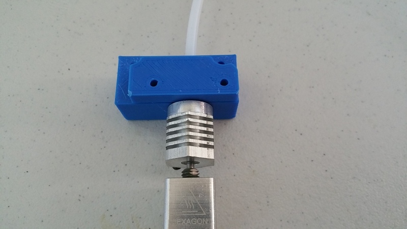 Hexagon Mount for direct drive extruder included with Folgertech