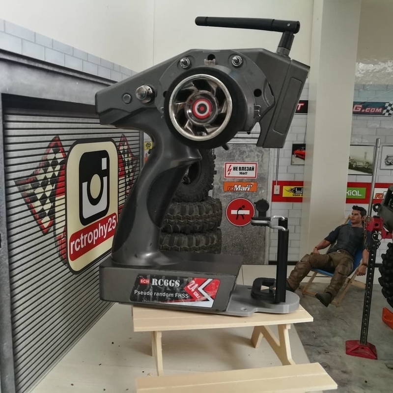 Battery cover with camera mount for Radiolink RC6GS