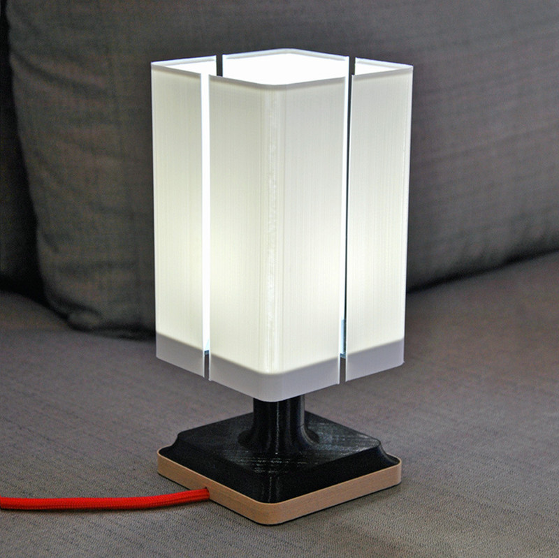 Valeria Lamp